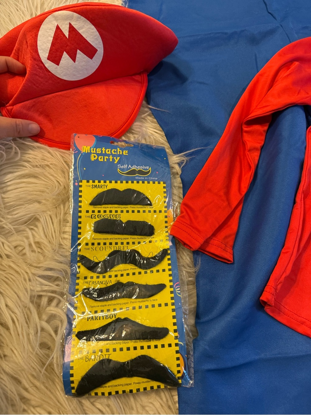Boys Mario costume (D14) - Picture 2 of 3